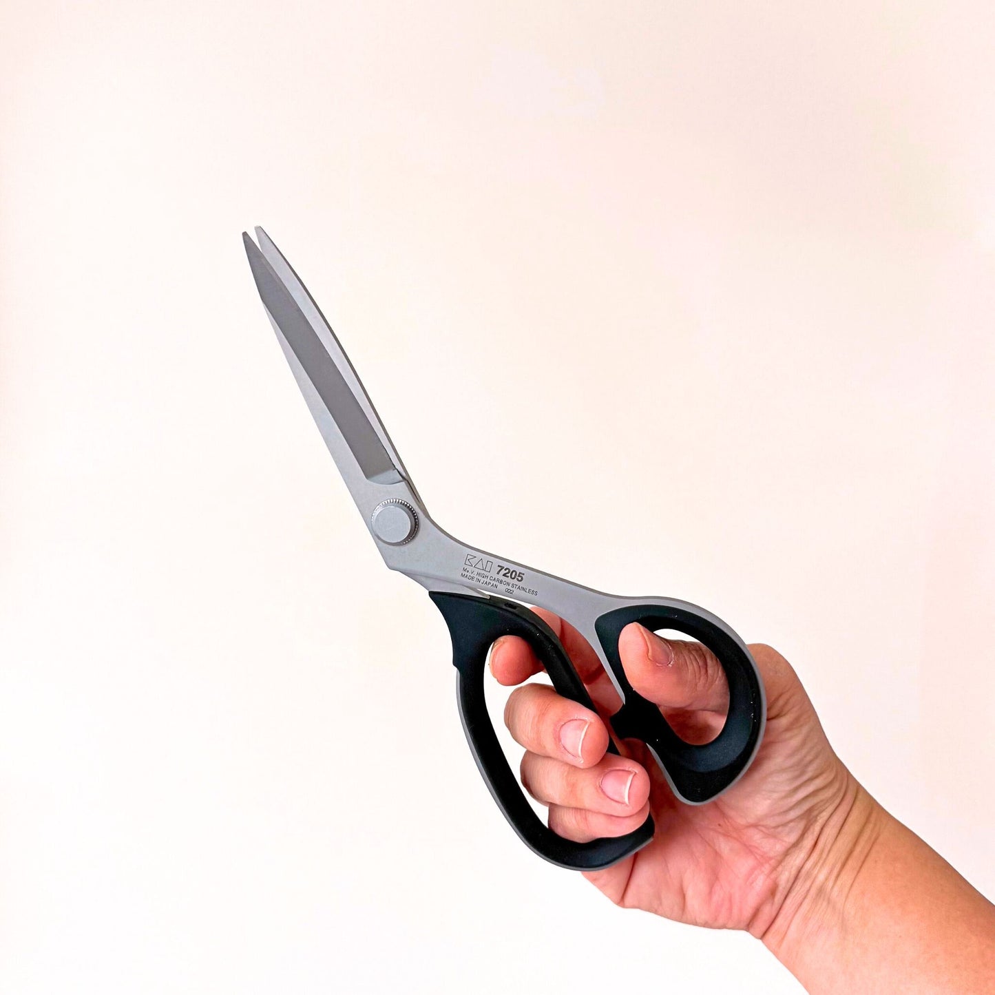 KAI 7205 8" Professional Shears